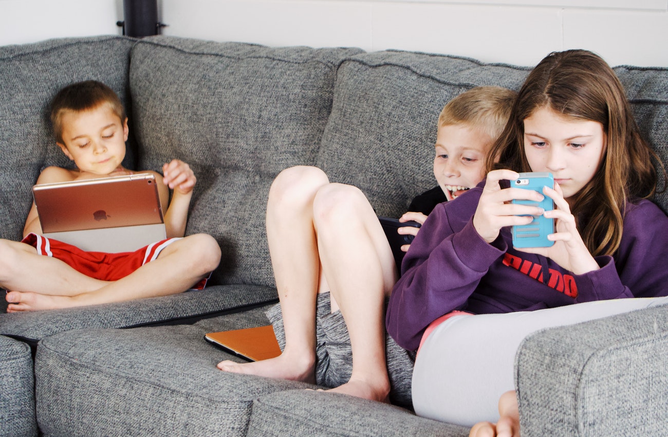 How to keep your kids safe from predators lurking on online games