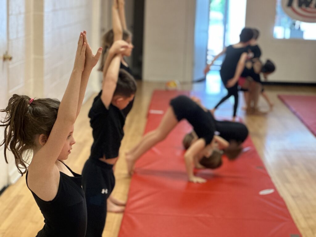 Acro.Roll