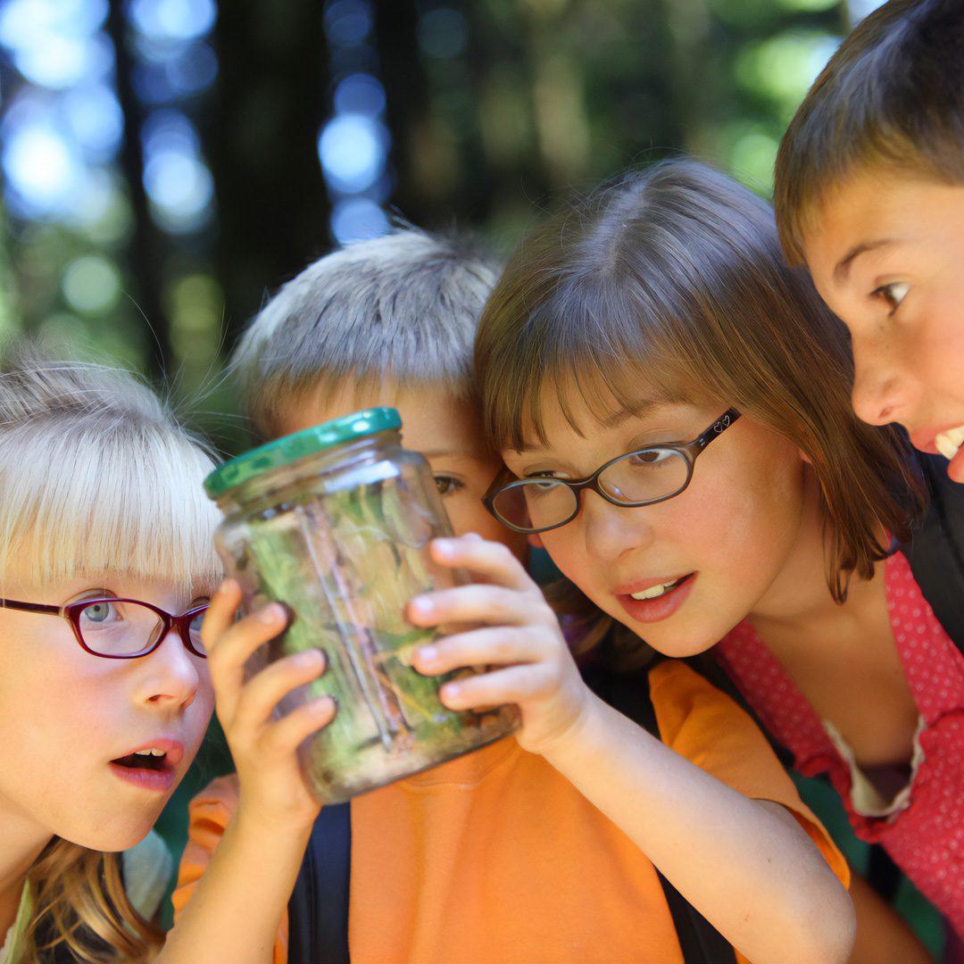 4914237849326830_161105775_boygirlnature