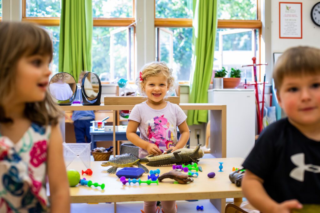 The-School-in-Rose-Valley-gallery-2