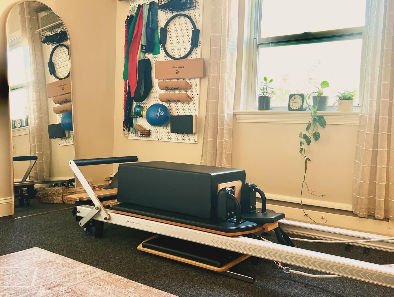 E28AA94E-778C-4C70-93BA-115D3F22D885