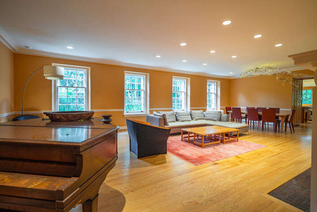 4914237849326830_161105775_ResidentialInteriorPaintingServices6