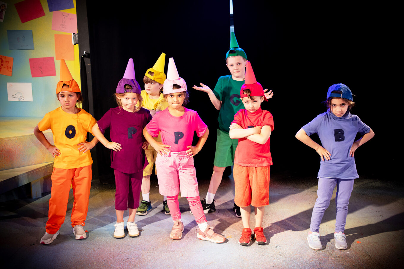 4914237849326830_161105775_Revolting_Crayons30