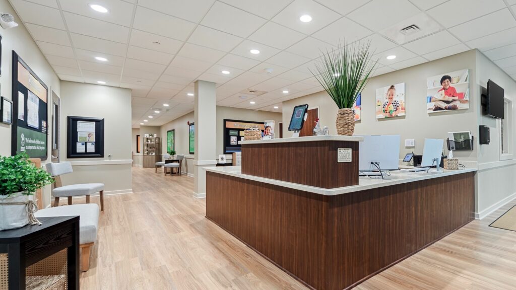 4914237849326830_161105775_lobbyyyy