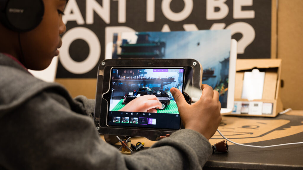 4914237849326830_160988892_animation_11