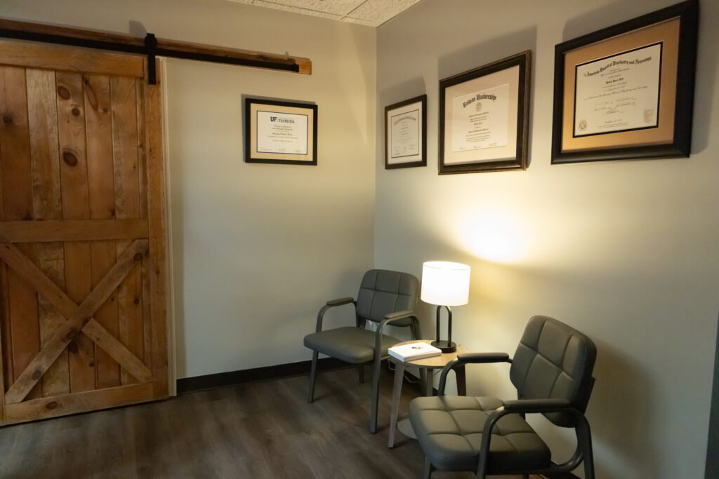 4914237849326830_160988892_Copyof7SEN2932_3k150