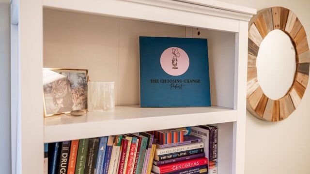 choosing-change-bookshelf