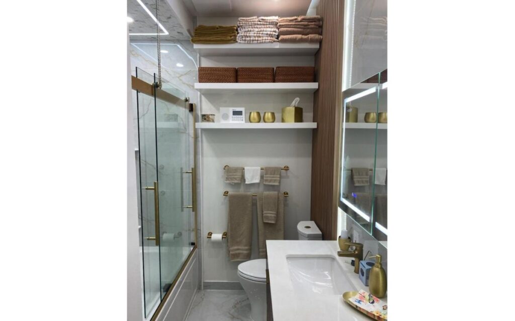renaissance-company-bathroom-reno