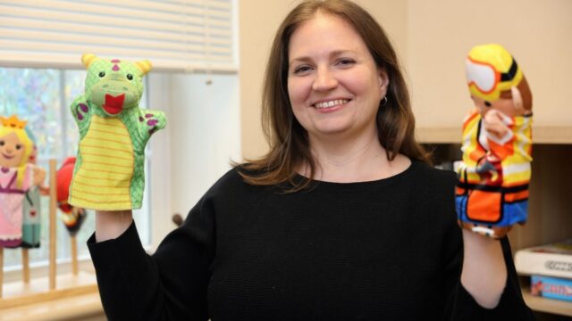 vanessa-mortillo-puppets