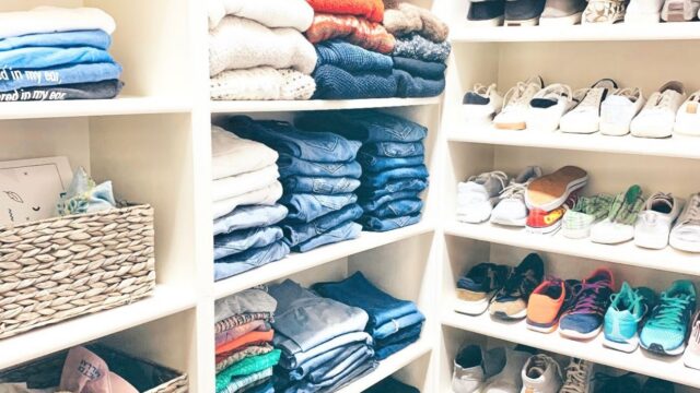 bee-organized-closet-1