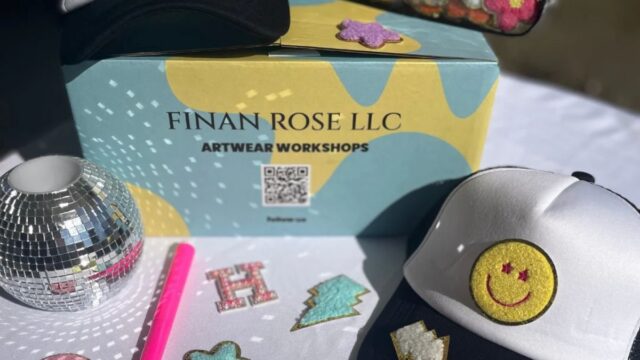 finan-rose-party-box